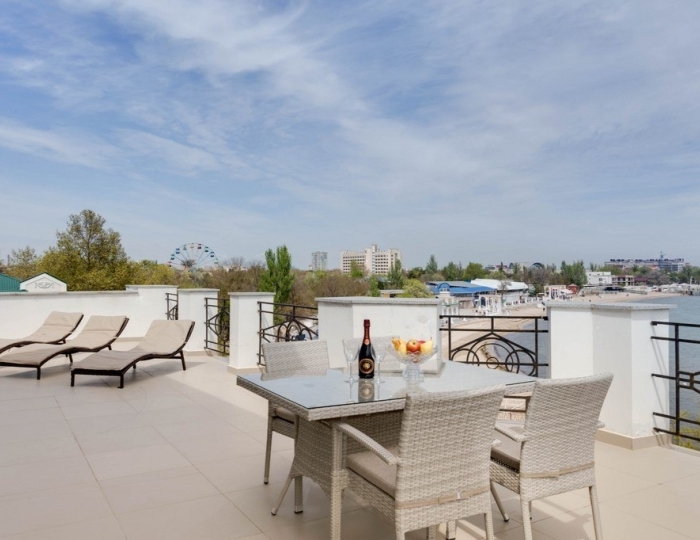 Двухкомнатный люкс с террасой (корпус «Графский») - Санаторий «Золотой берег» Евпатория